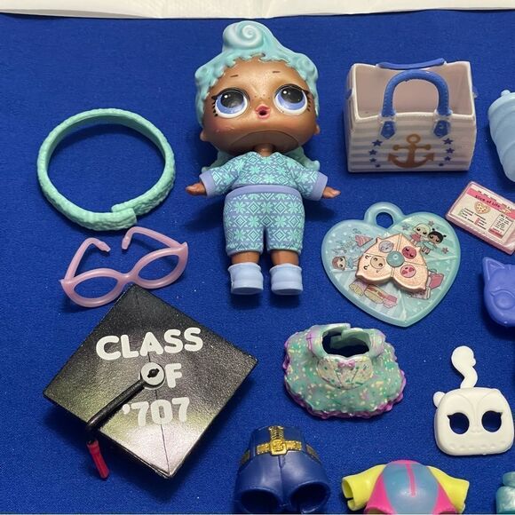 Lol Surprise mini doll Pearl - Picture 4 of 4